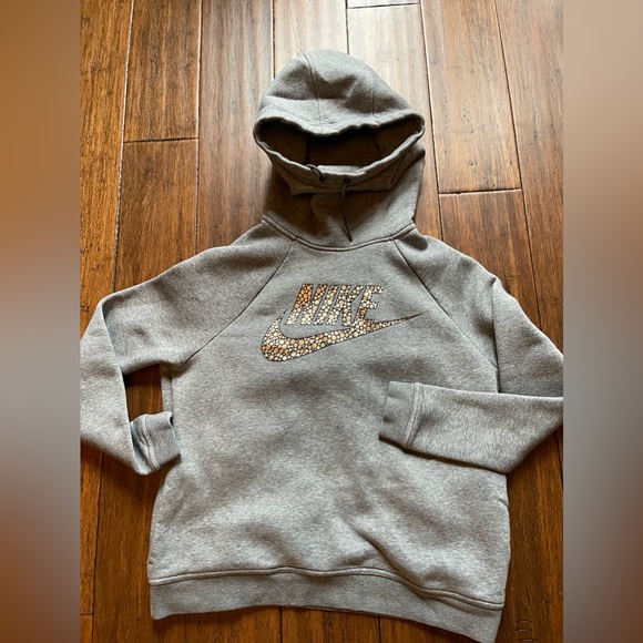 Nike Tops Vintage Womens Nike Hoodie 9s So Cute Gold Nike Across